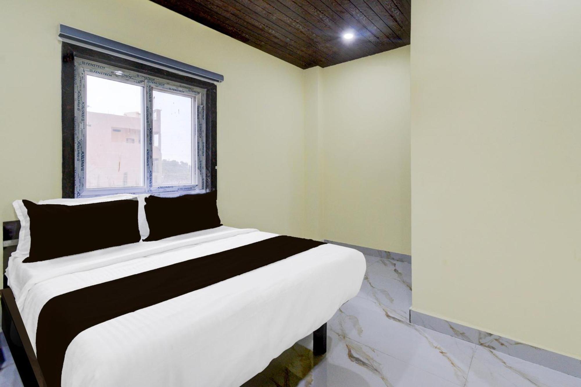 Super Collection O Srisailam Highway Hotel เชมชาบัด ภายนอก รูปภาพ